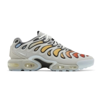 Nike Air Max Plus Drift 'Light Smoke Grey'