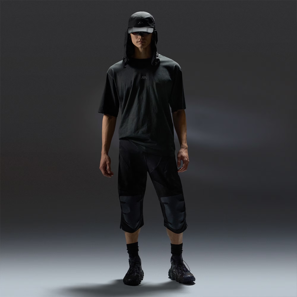 Oakley Latitude Veil Tee Pitch Black FOA408545-021