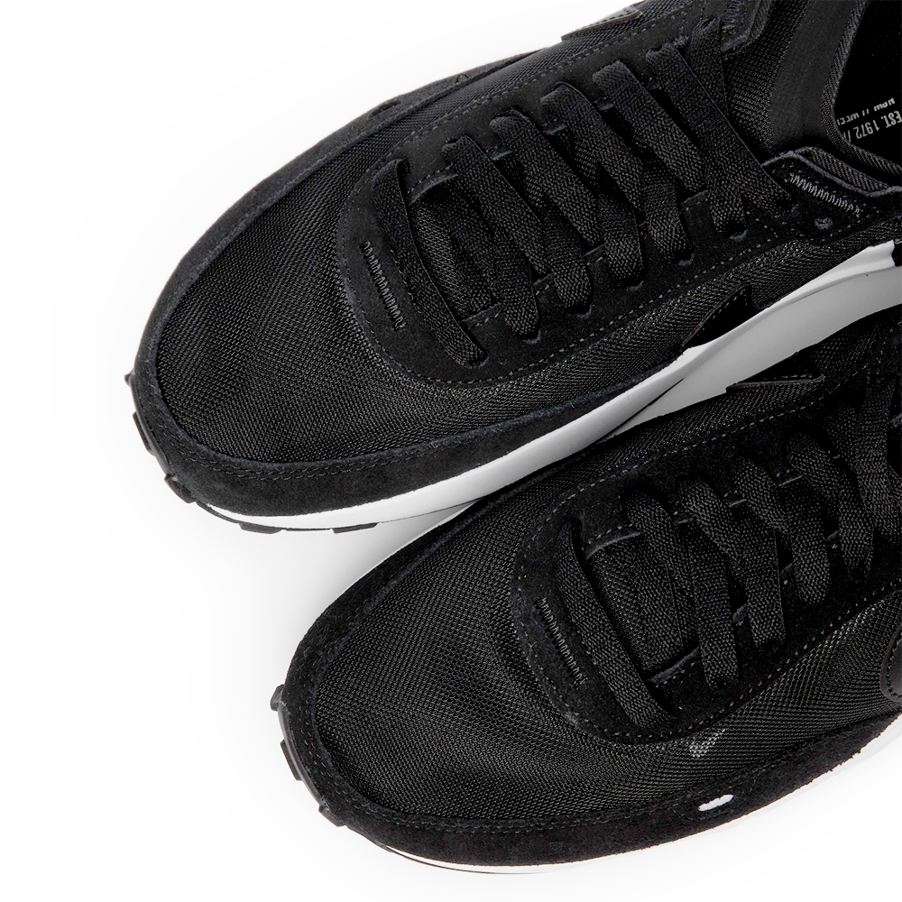 Nike Waffle One 'Summit Black' DA7995-001