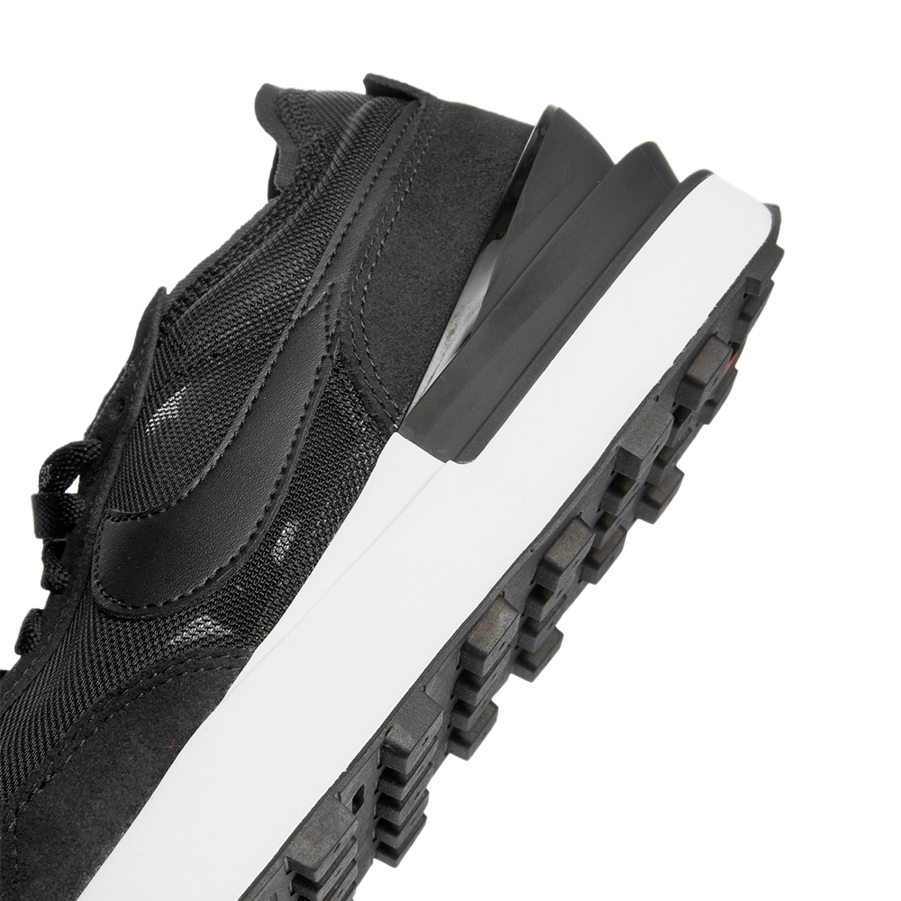 Nike Waffle One 'Summit Black' DA7995-001