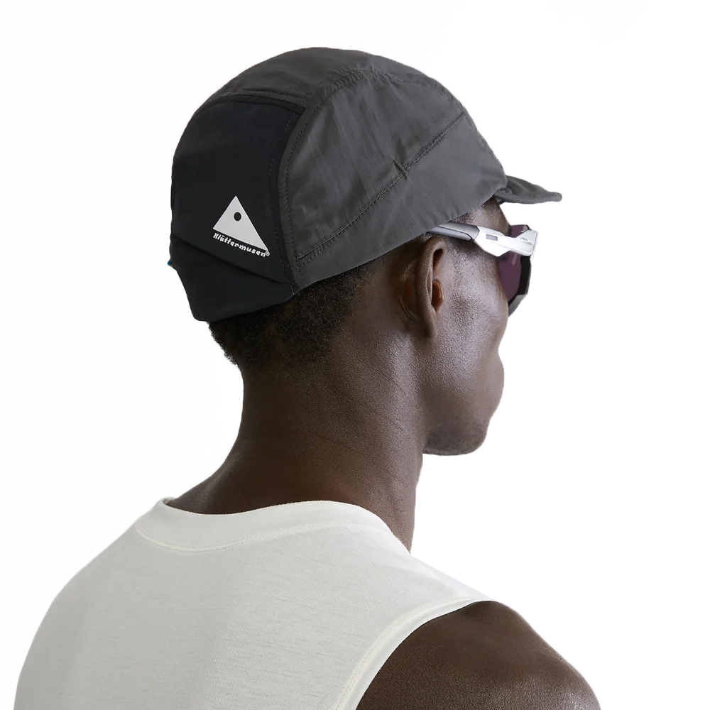 Klättermusen Sol Cap Raven 10188-961