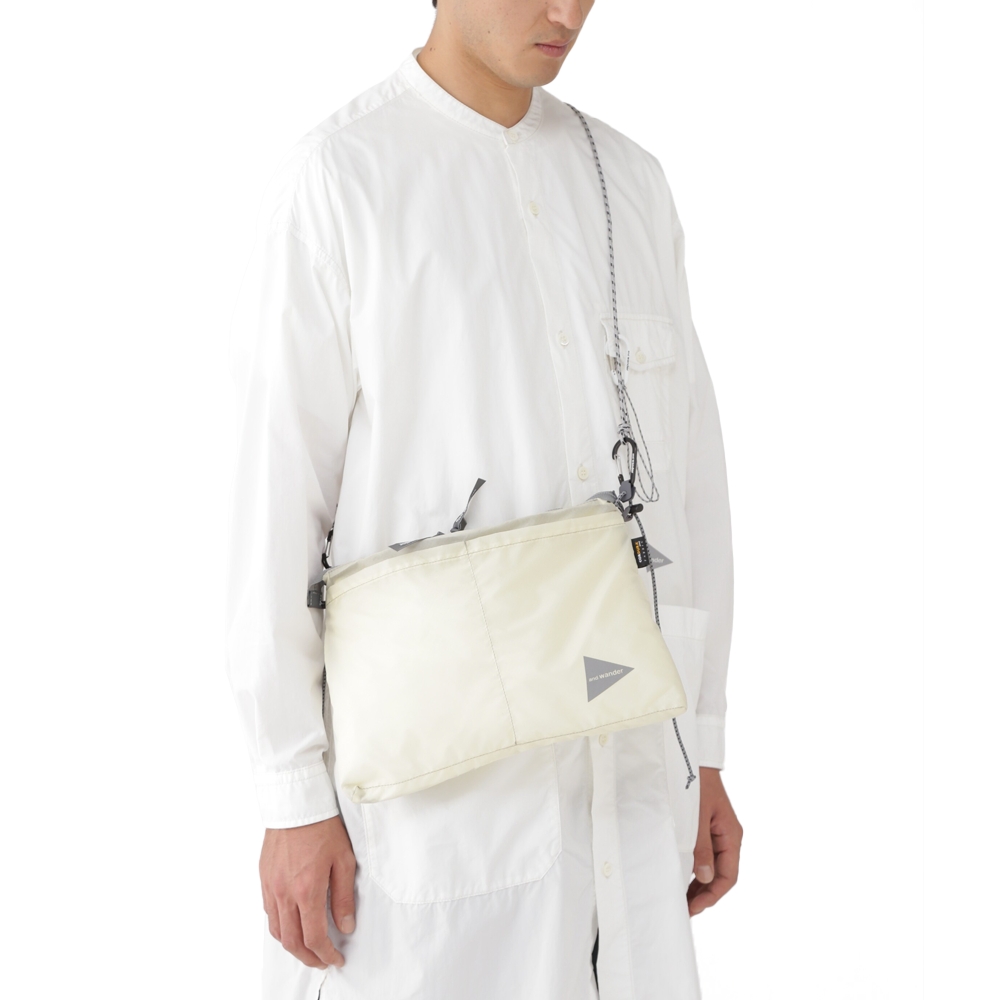 And Wander Sil Sacoche Off White 5743975114-031