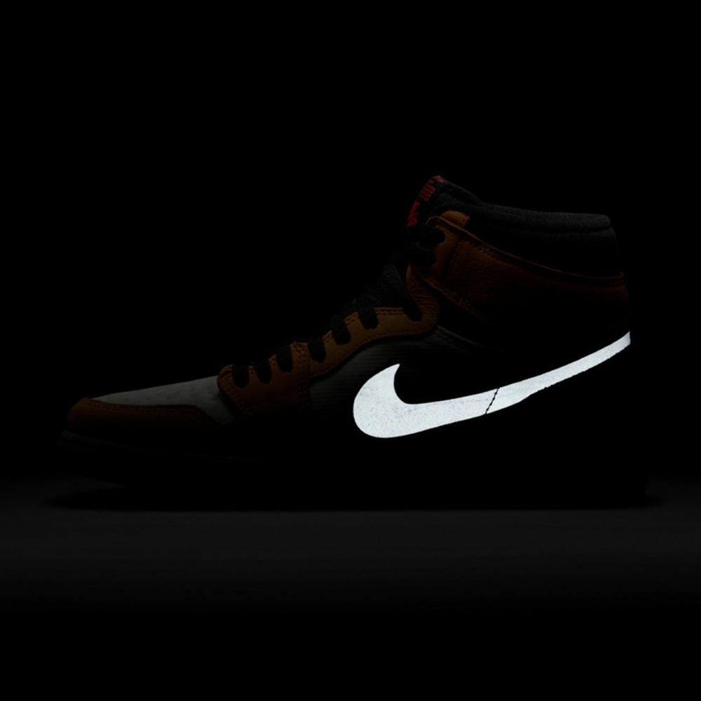 Air Jordan 1 High Element Gore-Tex 'Light Curry' DB2889-700