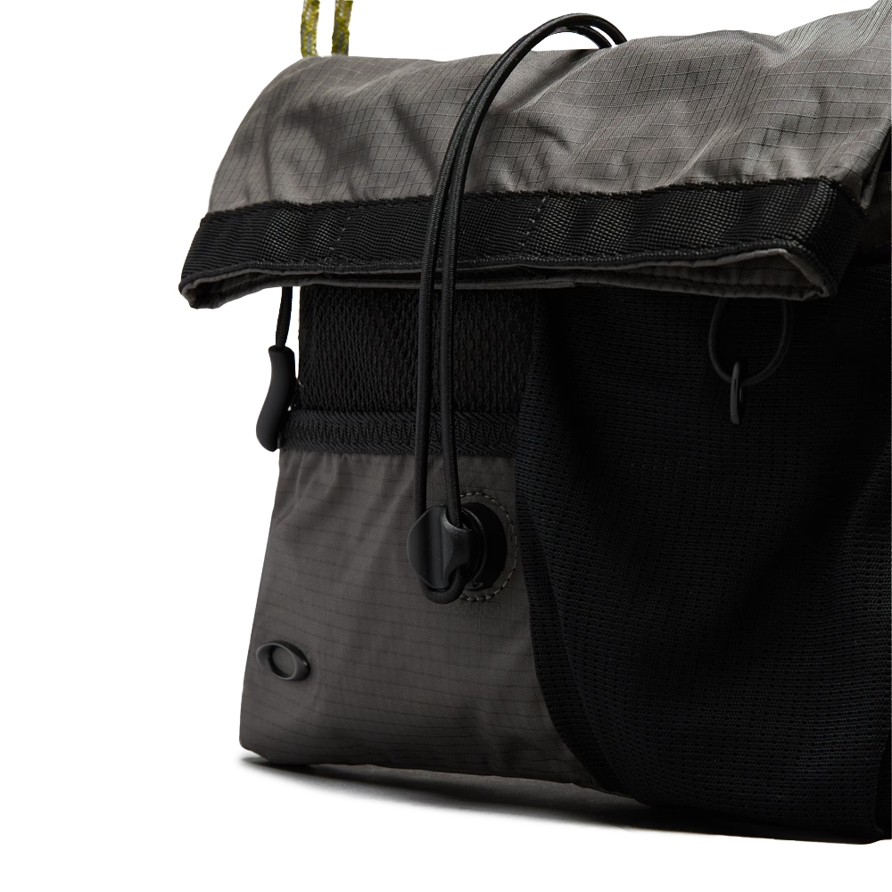 Oakley Reserve Pouch Granite Gray FOS902081-26Y