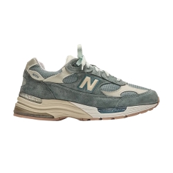 Kith x New Balance 992 Made in USA 'Osaka Pack' Kith x New Balance 992 Made in USA 'Osaka Pack'