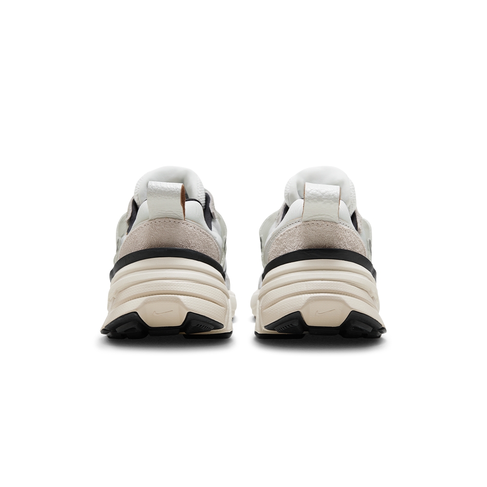 Nike W V2K Run 'Light Orewood' FN6703-100