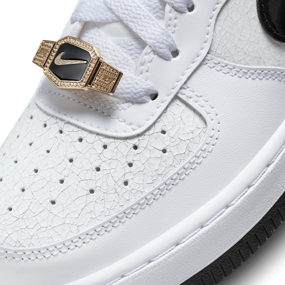 Nike W Air Force 1 LV8 'World Champ' DQ0300-100